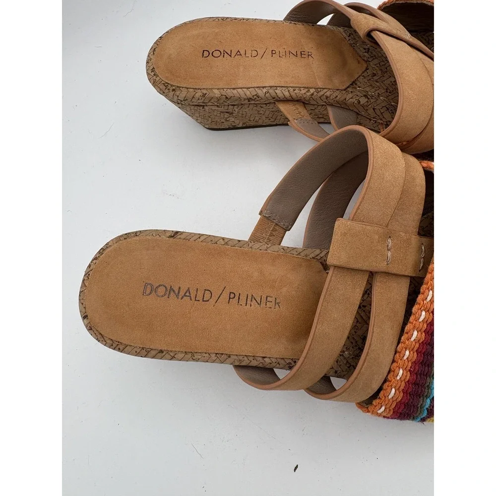 Donald J Pliner Shoes Womens Size 7.5 Brown Suede Strappy Wedge Slide Sandals